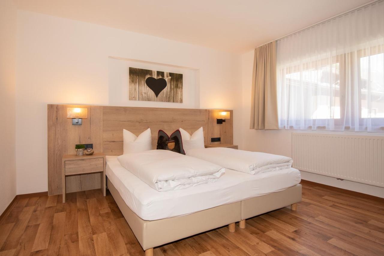 Haus Elisabeth Hotel Sankt Leonhard im Pitztal Kültér fotó