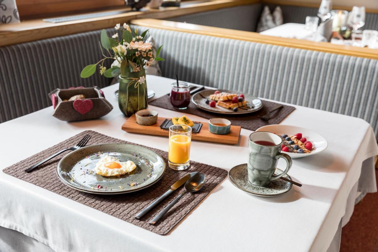 Haus Elisabeth Hotel Sankt Leonhard im Pitztal Kültér fotó