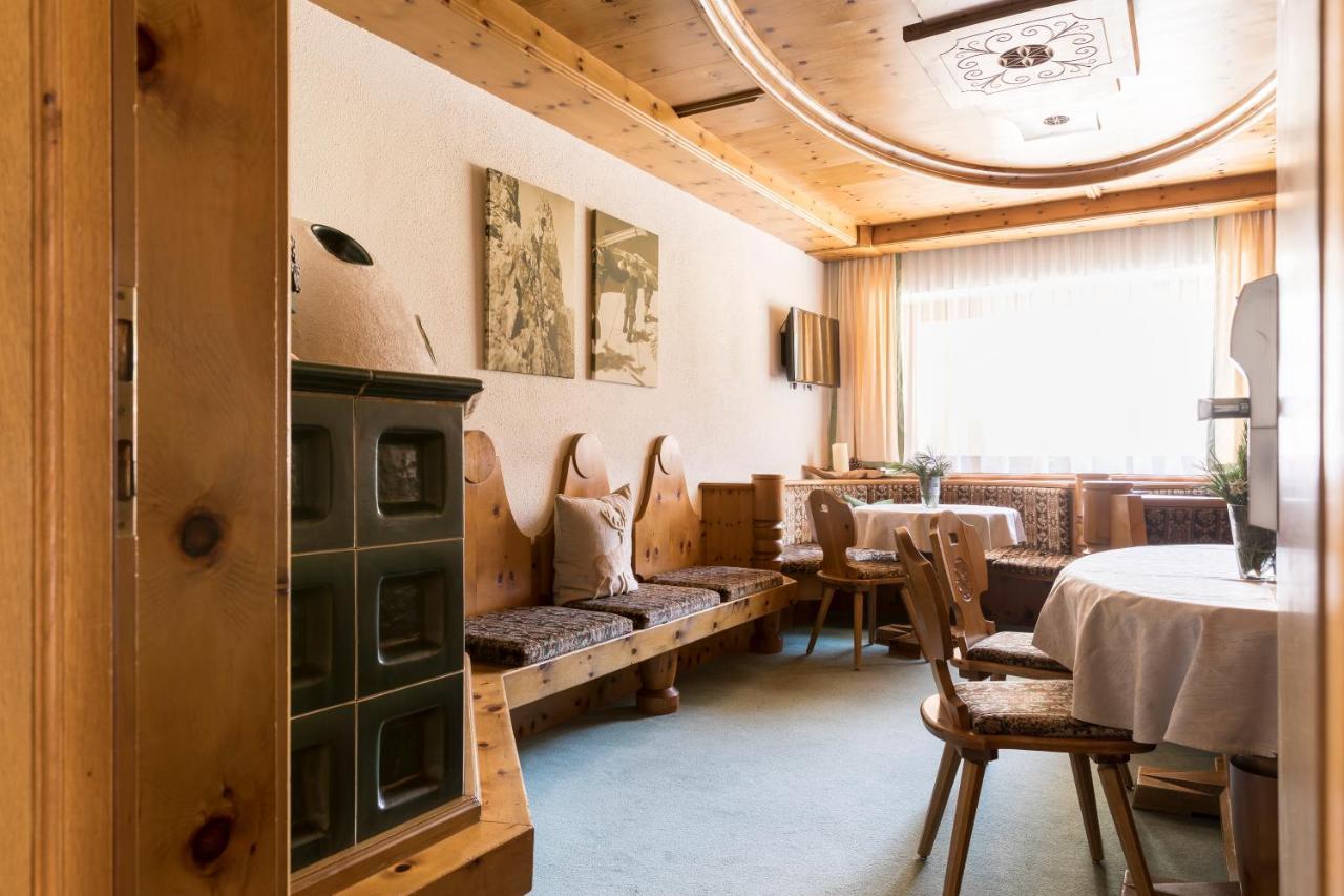 Haus Elisabeth Hotel Sankt Leonhard im Pitztal Kültér fotó