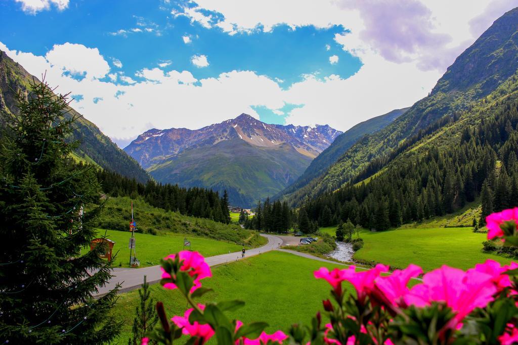 Haus Elisabeth Hotel Sankt Leonhard im Pitztal Kültér fotó